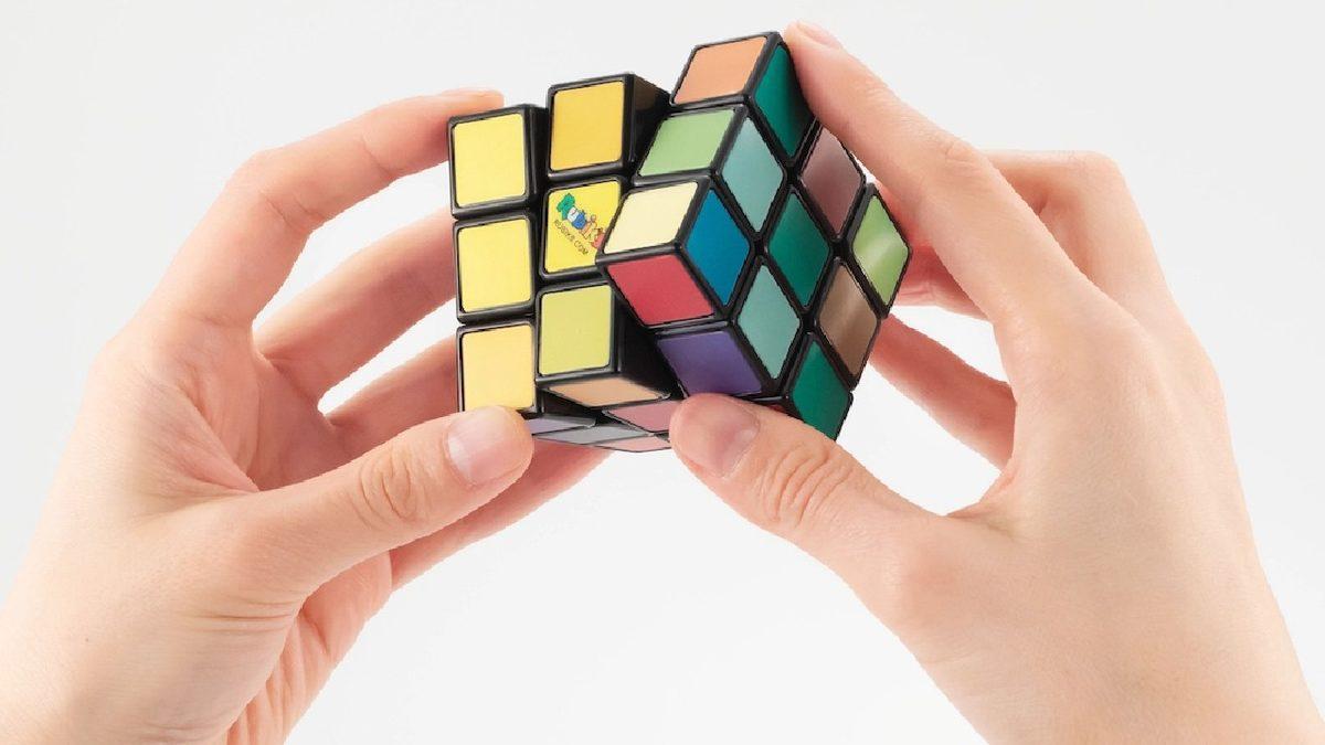 Çözmeye Çalışanlara Sinir Krizi Geçirtecek, ’Dünyanın En Zor Rubik Küpü’ Geliştirildi [Video]