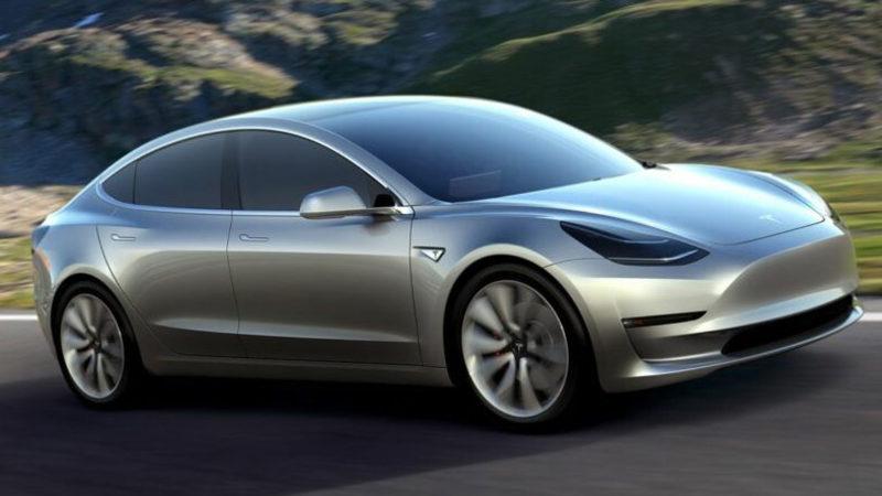 Tesla, Tüm Dünyada En Çok Satan Otomobiline Yine Zam Yaptı: İşte Tesla Model 3’ün Yeni Fiyatları