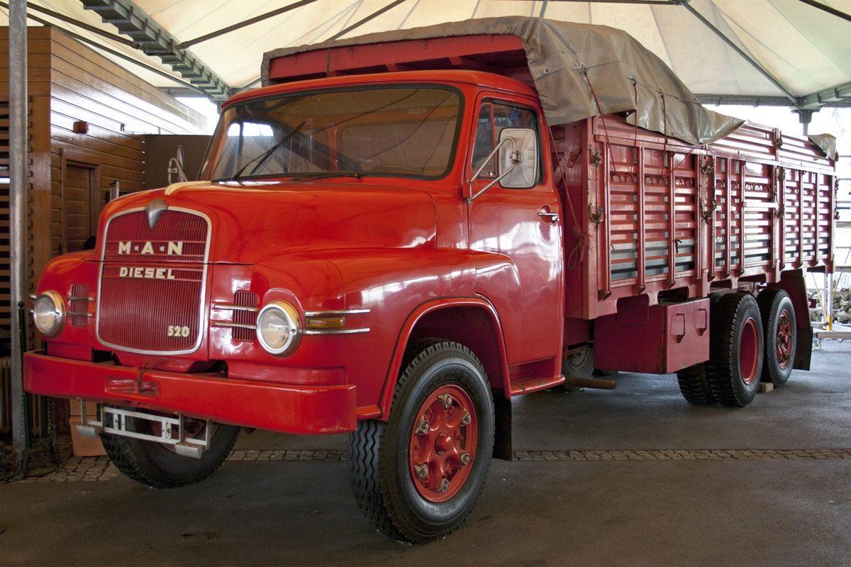 Bir Zamanlar Türkiye’de Peynir Ekmek Gibi Satılırken Artık Nadir Görülen 20 İkonik Araç