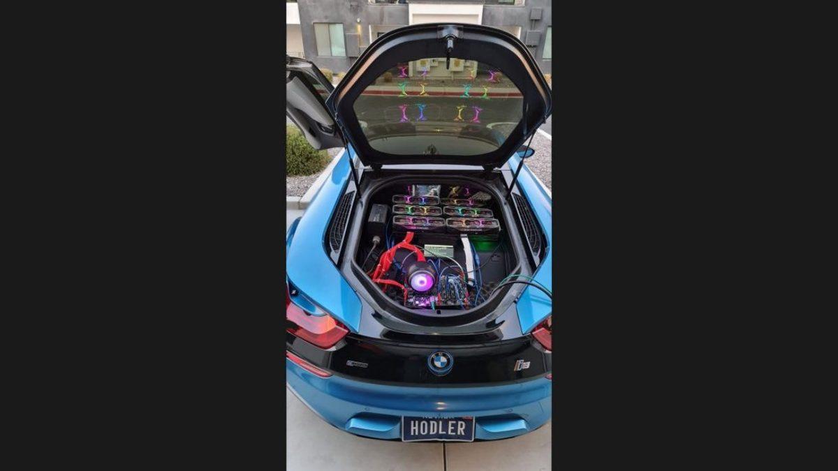 BMW i8’in Bagajına 6 Adet RTX 3080 ile Mini Madencilik Çiftliği Kuruldu