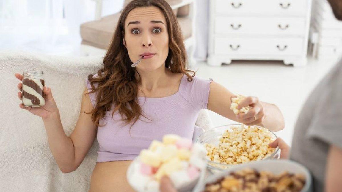 Hamile Kadınların Neden Aşerdiği Sorusu Cevaplandı! (Aşerilen Her Şeyi Yememek Gerekiyormuş)