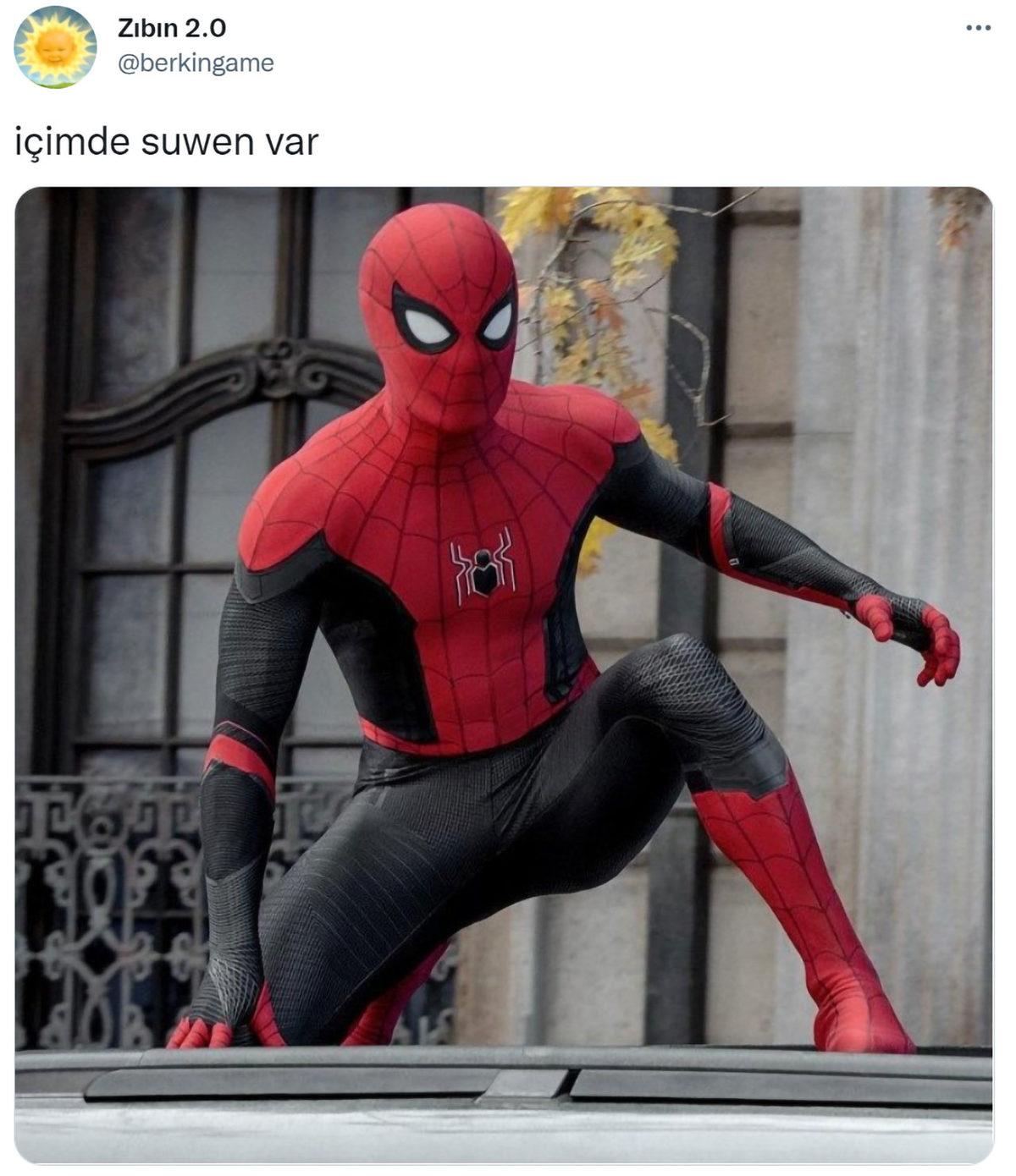 İç Çamaşırı Markasının Tartışma Yaratan ‘İç Çamaşırsız Reklamı’ Sosyal Medyada Akıma Dönüştü: “İçimde Suwen Var”