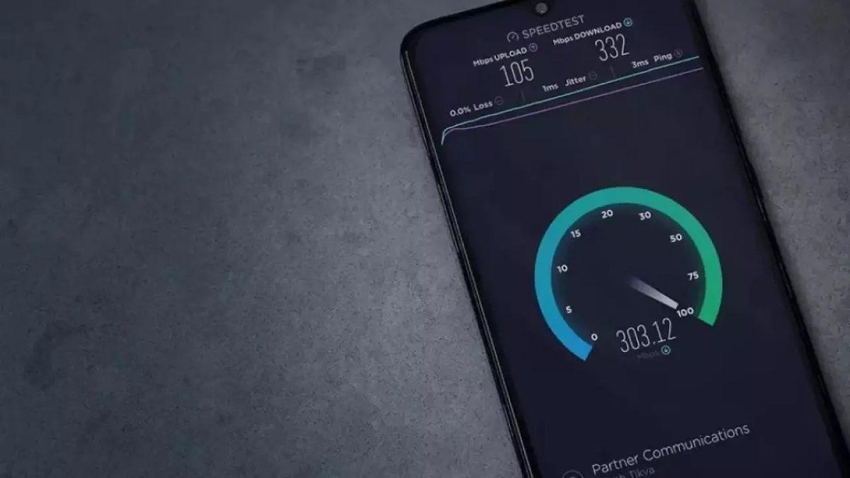İnternet Hızını Bedavaya Artırmak Mümkün: Modeme Bağlanırken 2.4 GHz’i mi Yoksa 5 GHz’i mi Seçmelisiniz, Farkları Neler?