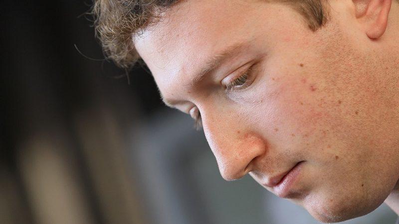 Apple CEO’su Tim Cook’tan Facebook’a Eleştiri: ’Böyle Bir İş Modeli Küçümsenmeyi Hak Ediyor’