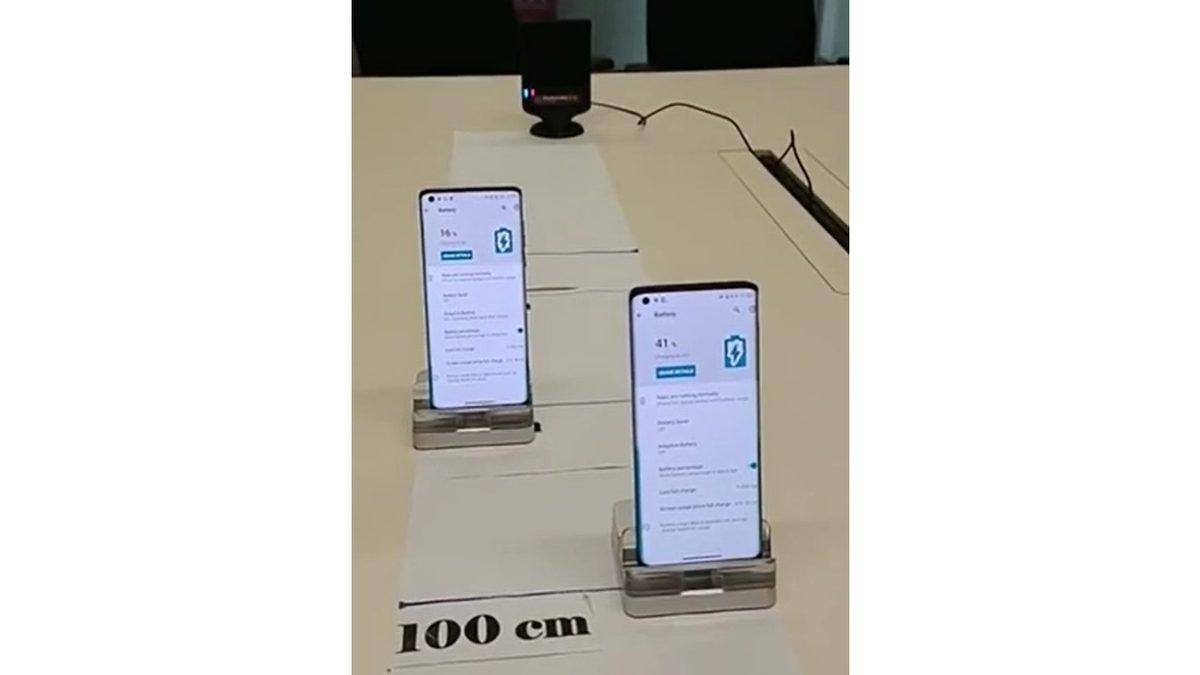 Motorola, Telefonları 1 Metre Uzaktan Kablosuz Şarj Edebilen Teknolojisini Gösterdi [Video]