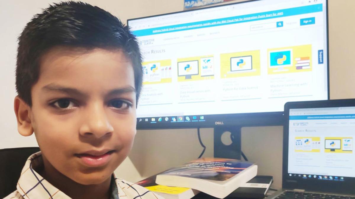 6 Yaşındayken IBM’in Yazılım Kurslarını Tamamlayarak Guinness Rekorlar Kitabı’na Giren Çocuk