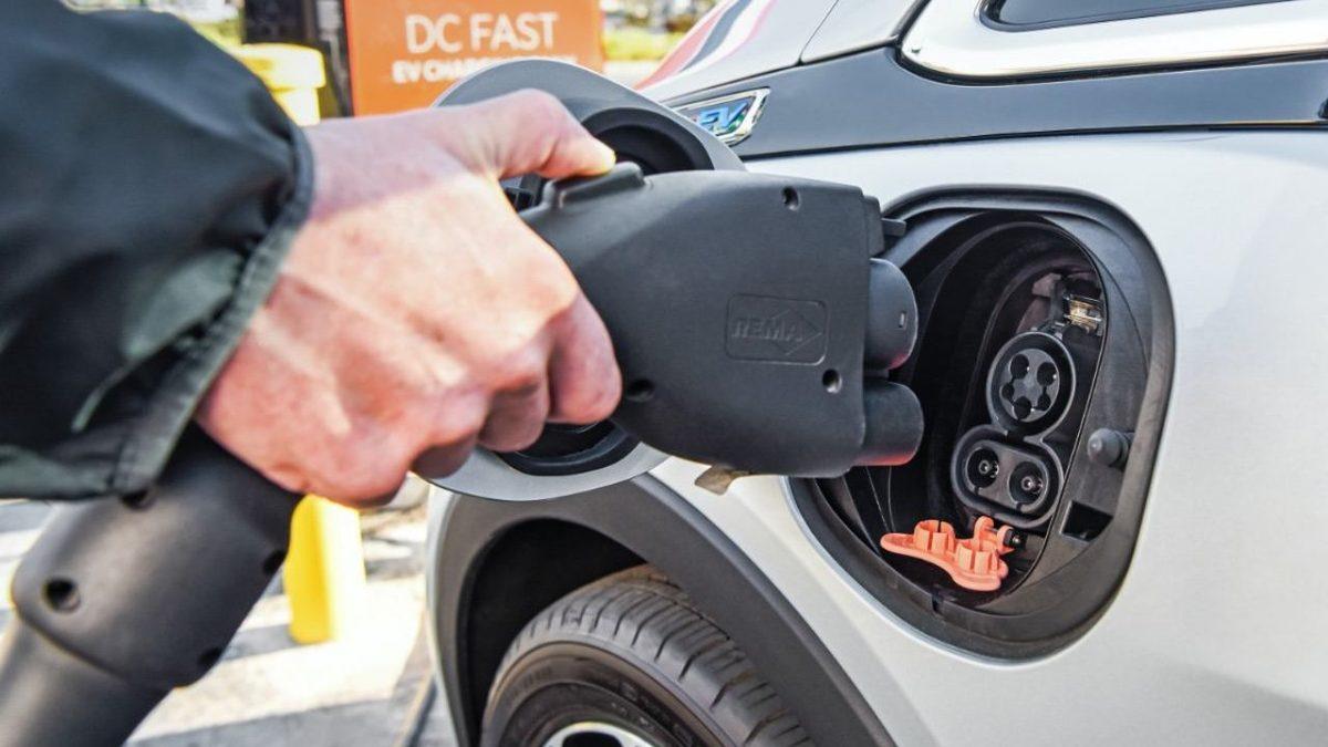 Beklenen Teşvik(!) Geldi: Elektrikli Araçlarda ÖTV’ye Yüzde 400’e Varan Zam Yapıldı