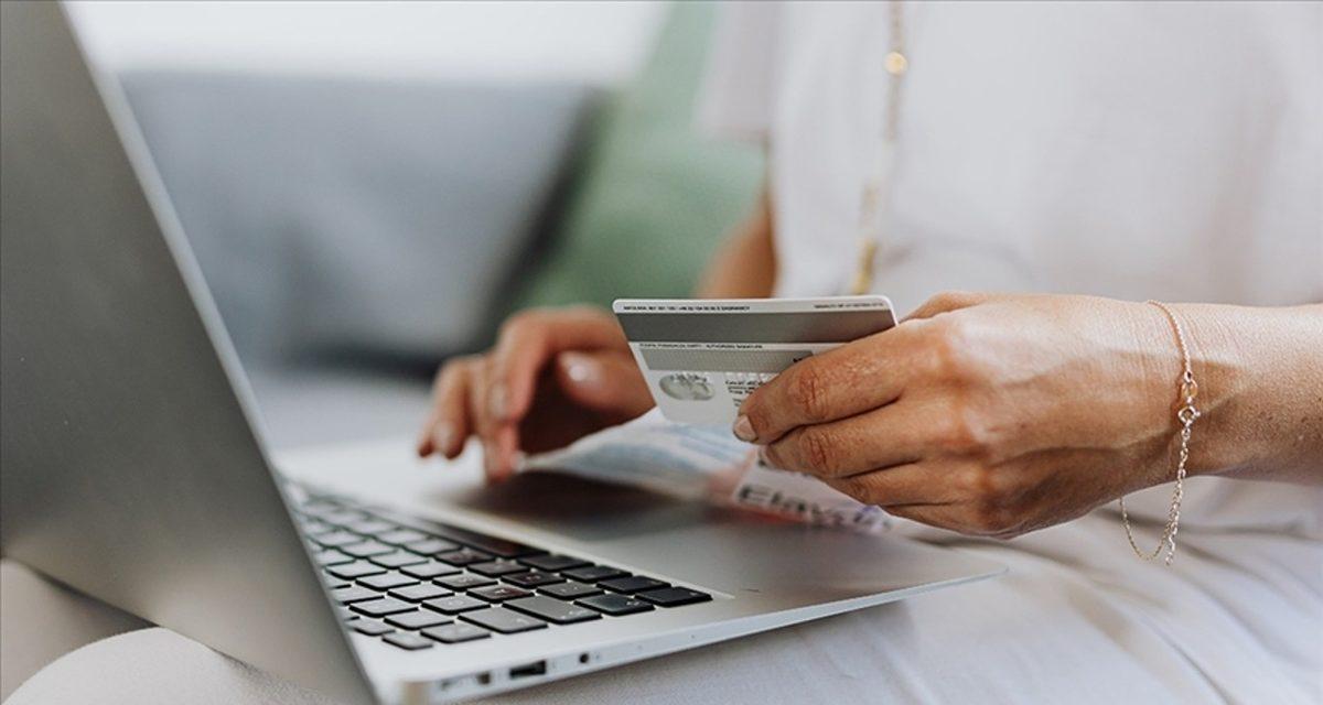 ‘Neden İnternetten Alışveriş Yapıyoruz?’ Sorusu Cevaplandı: Tek Cevap ‘Uygun Fiyat’ ya da ‘Üşengeçlik’ Değil