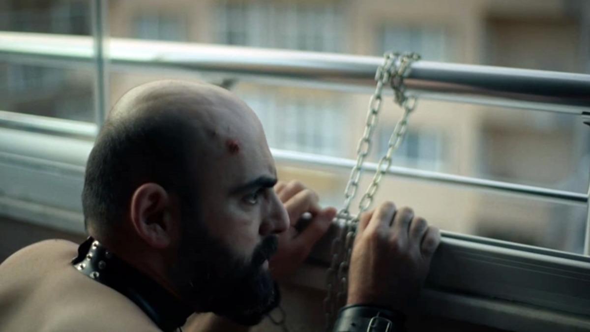 İnternette Yaygınlaşan "Köle/Sahibe Arıyorum" İlanlarının Arkasında Hangi Psikolojik Nedenler Yatıyor?