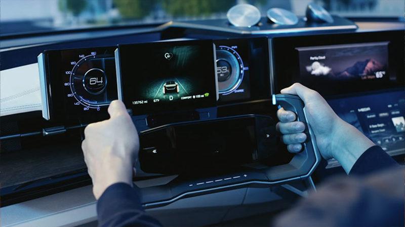 Hyundai, Her Yerinden Bir Şey Çıkan Fütüristik Araç Kokpitini Tanıttı [Video]