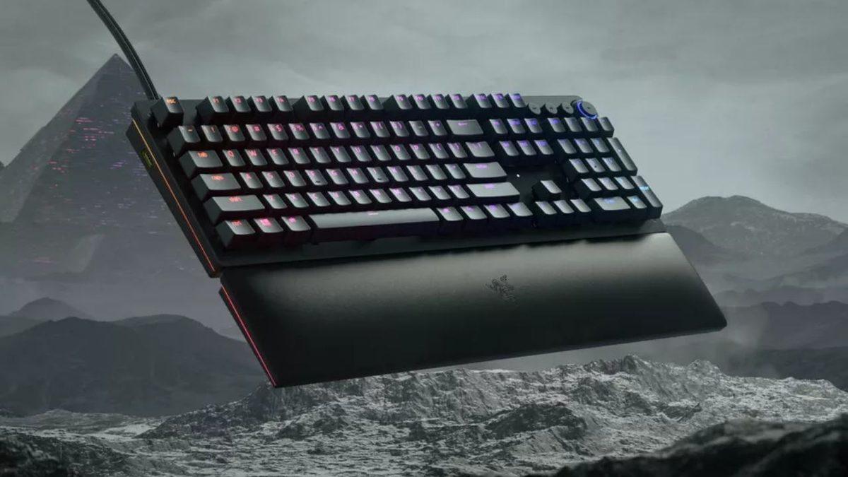 Razer, Oyuncular İçin Altın Değerinde Bir Özelliğe Sahip Yeni Klavyesini Duyurdu
