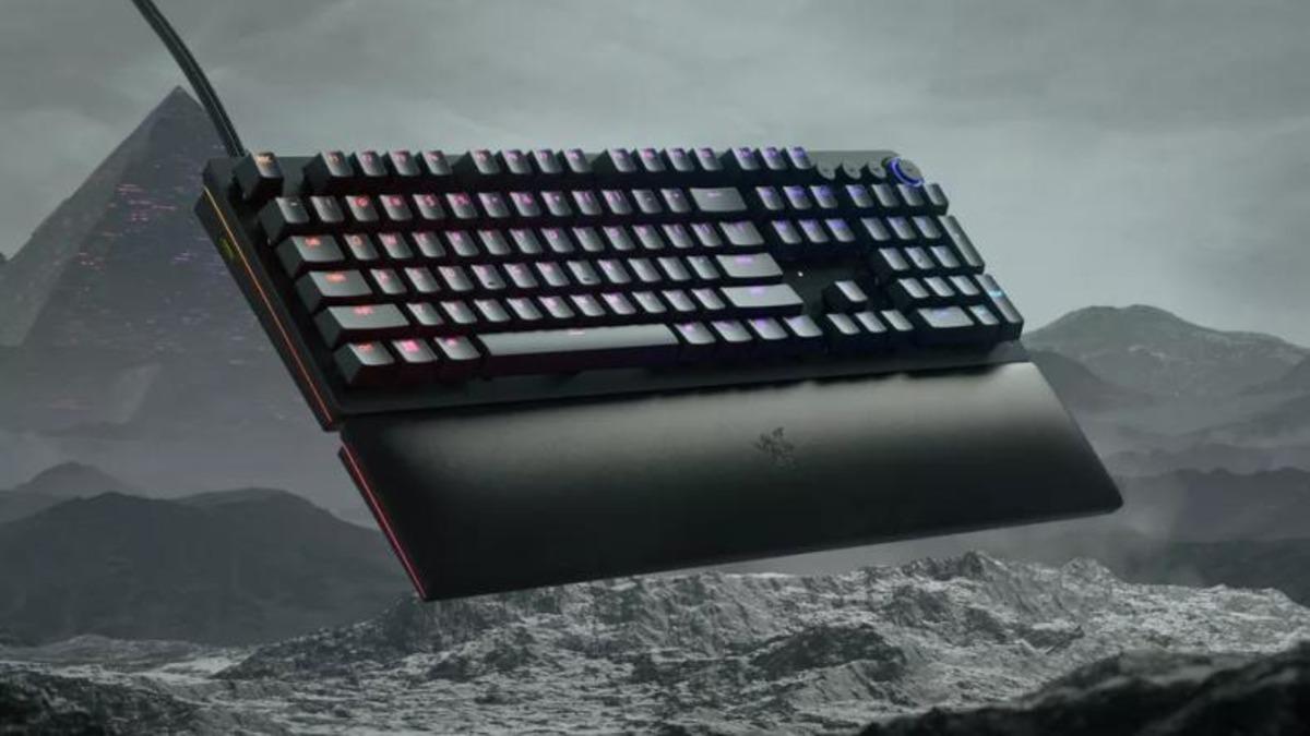 Razer, Oyuncular İçin Altın Değerinde Bir Özelliğe Sahip Yeni Klavyesini Duyurdu
