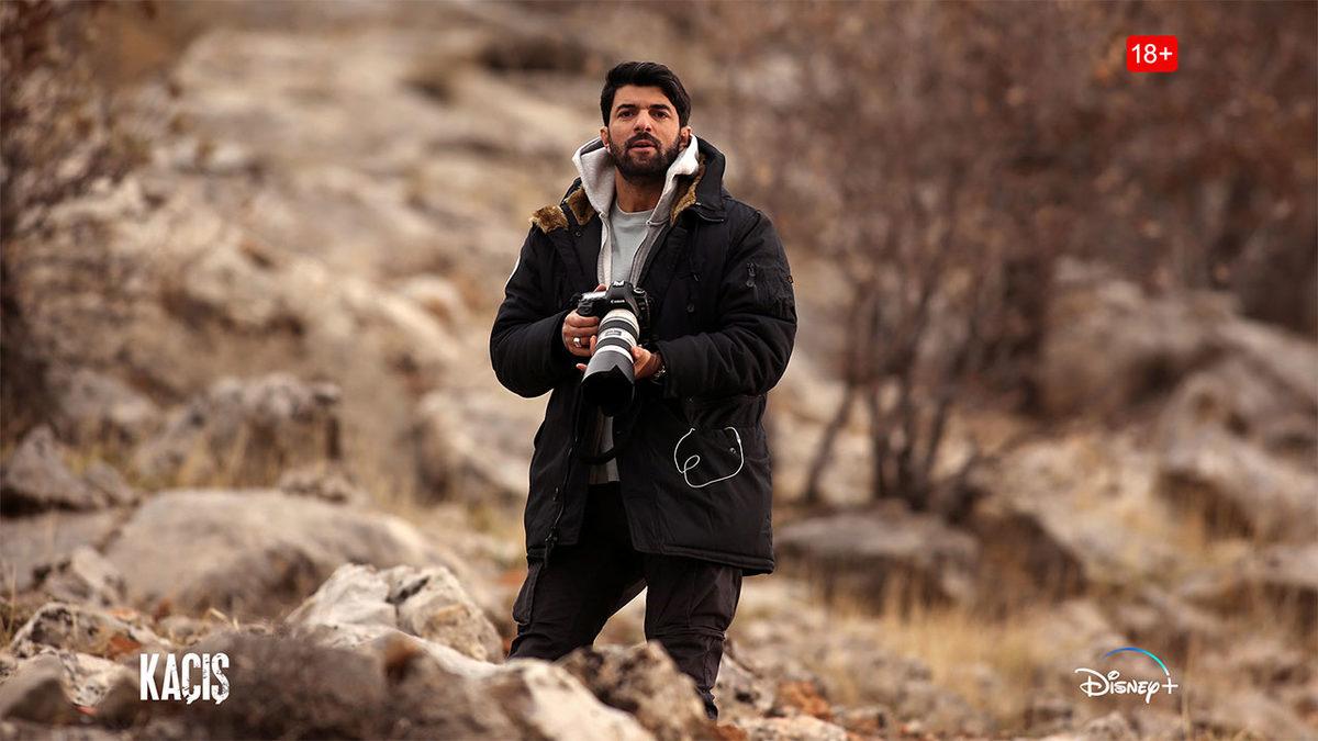 Disney Plus’ın İlk Yerli Dizisi Olacak ’Kaçış’tan İlk Fotoğraflar Paylaşıldı