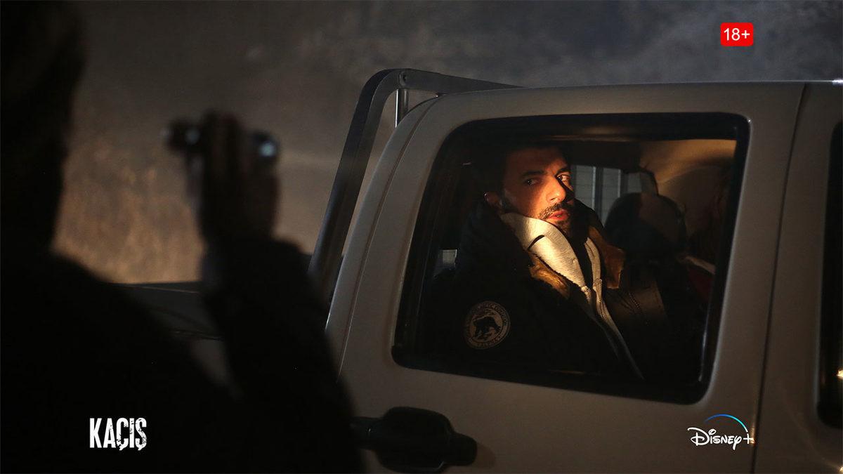 Disney Plus’ın İlk Yerli Dizisi Olacak ’Kaçış’tan İlk Fotoğraflar Paylaşıldı