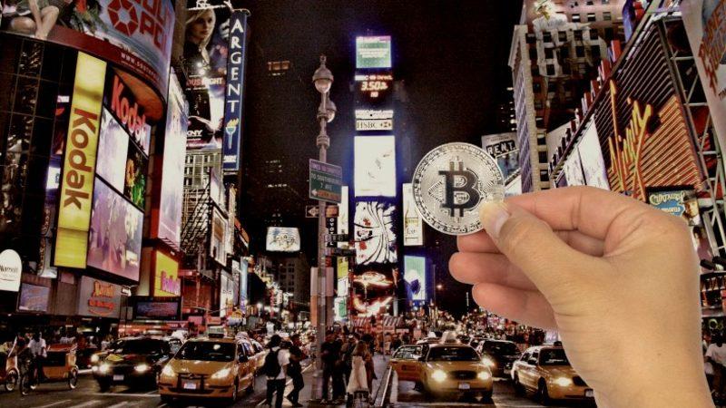 New York’un Ünlü Times Meydanı Kripto Paralar İçin Karanlığa Gömülüyor: İyi de Neden?
