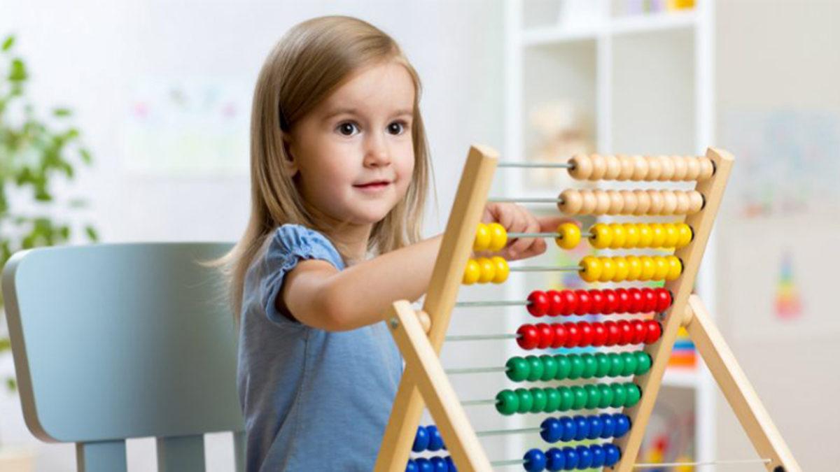 Görünce Çocukluk Yıllarına Geri Gideceğiniz 14 Nostaljik Eşya