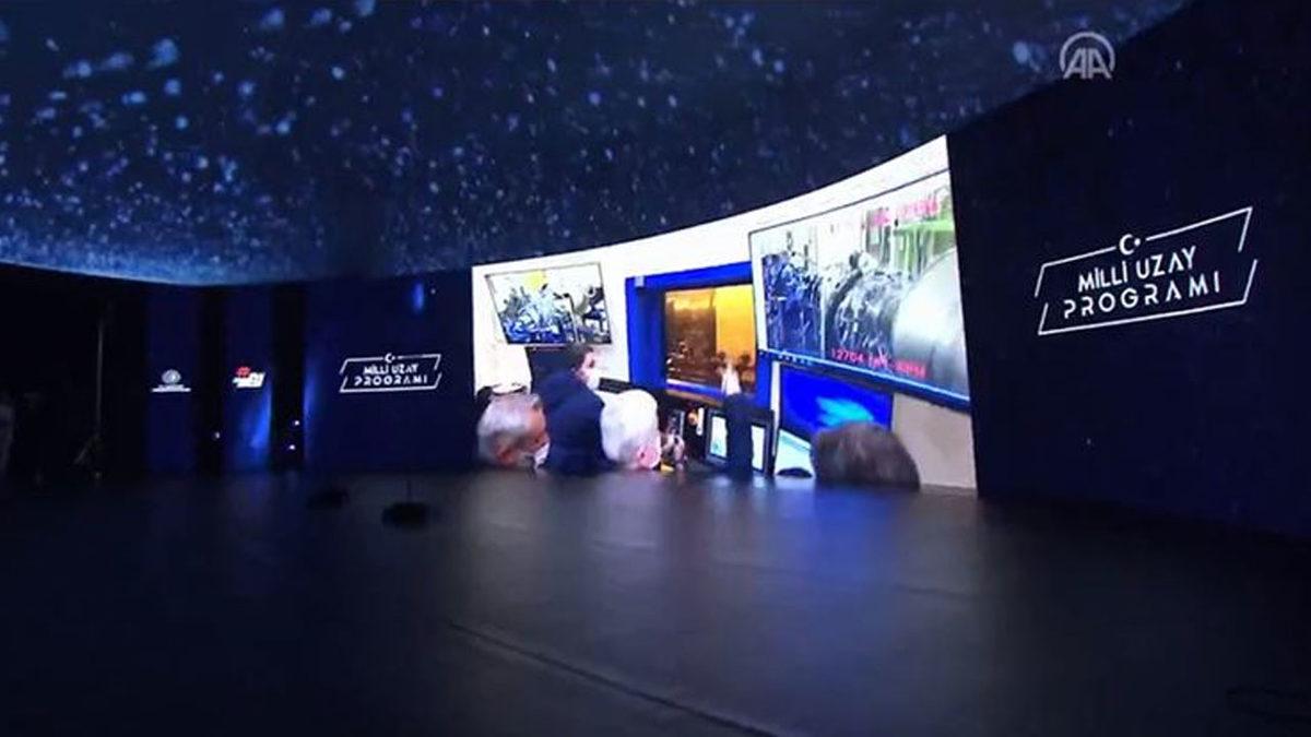 Hedefimiz 2023’te Ay’a Ulaşmak: Türkiye’nin Milli Uzay Programı Tanıtıldı