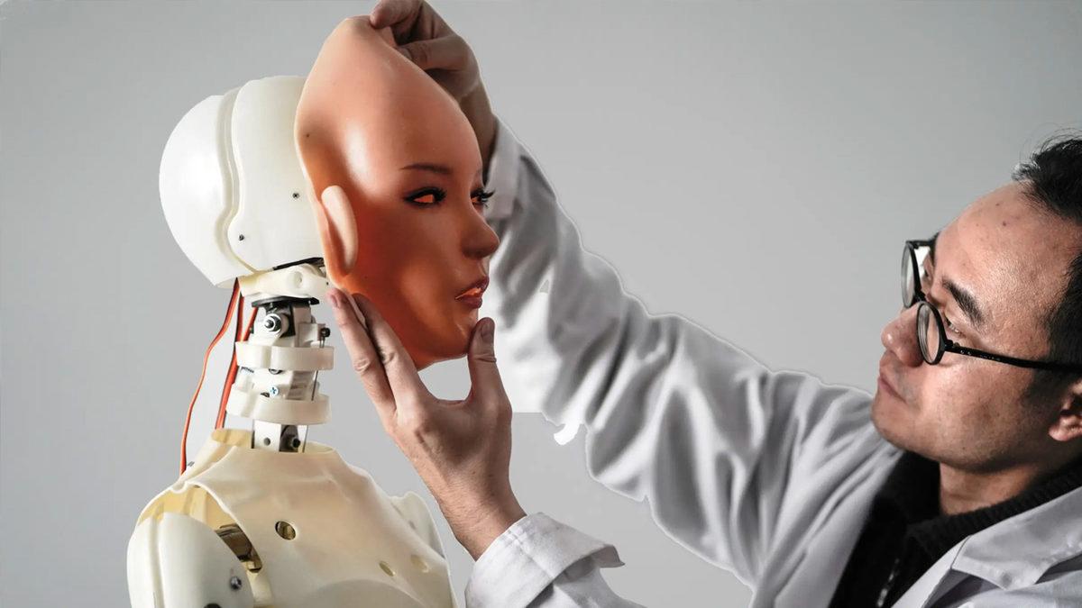 Hacklenmiş Bir Seks Robotunun İşlediği Cinayetten Kimler Sorumlu Tutulur?