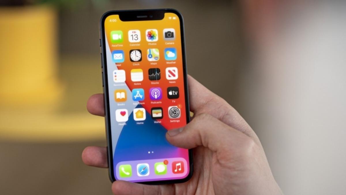 iPhone 12 mini Satışları Apple’ı Hayal Kırıklığına Uğrattı: iPhone 13’te "mini" Model Olmayabilir