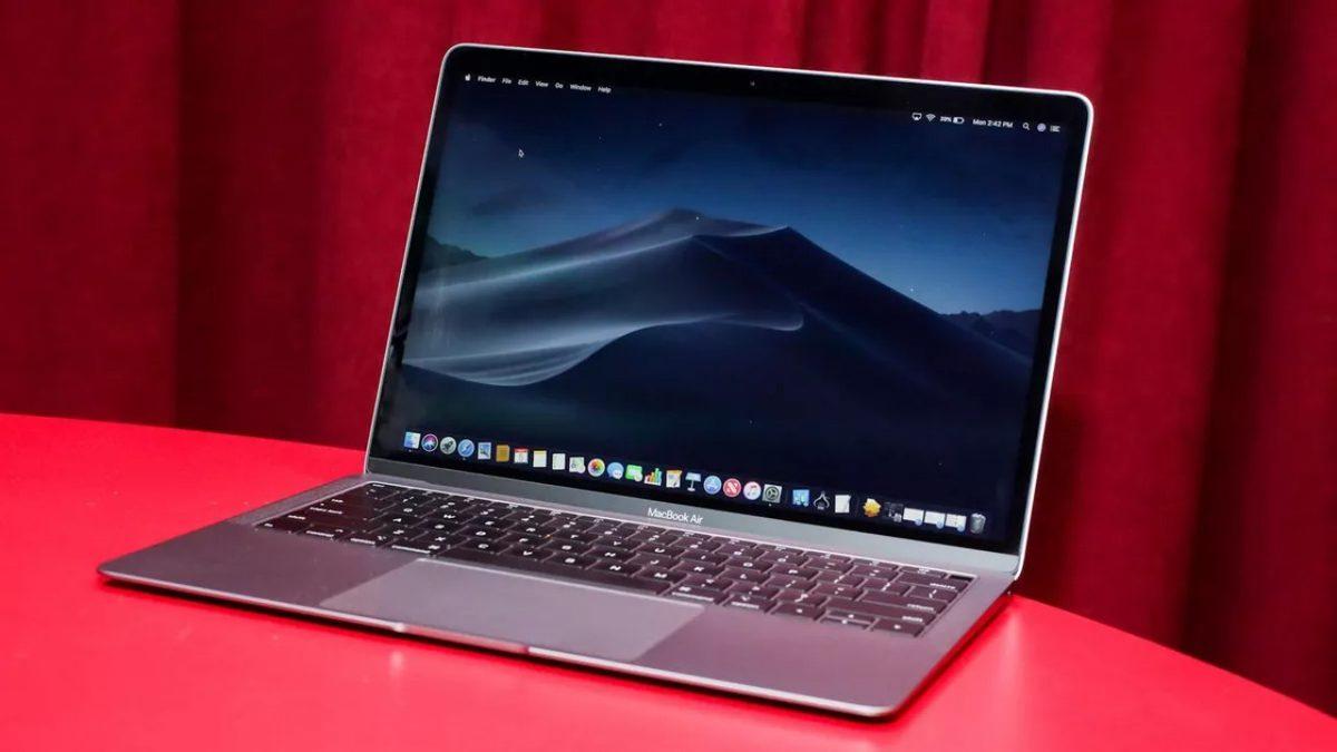 Apple, Yüzde 1’den Fazla Şarj Olmayan MacBook Pro’lar İçin Ücretsiz Pil Değiştirme Programı Başlattı