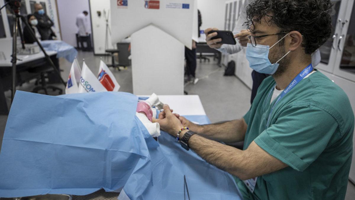 Ameliyatların Sanal Gerçeklik Ortamına Taşındığı Yerli Simülatör Geliştirildi