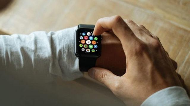 Akıllı Bileklik ve Saatler Adımlarımızı Nasıl Sayıyor?