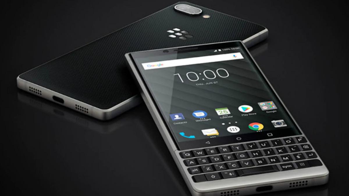 BlackBerry, Muhtemelen Tuşlu Olacak 5G Destekli Bir Amiral Gemisi Telefon Geliştiriyor