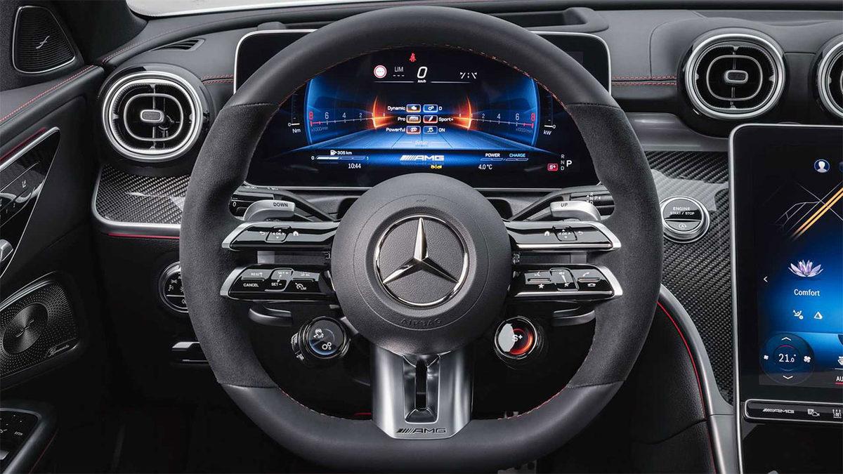 Mercedes’in Sevilen C Serisi, AMG Olarak Geri Döndü: Karşınızda Mercedes-AMG C43