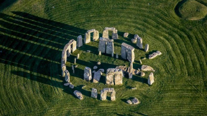 Stonehenge Gizemi Çözülüyor: Arkeologlar, Stonehenge’i Oluşturan Taşların Bir Kısmının Kaynağını Buldu