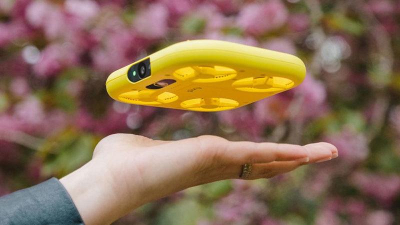 Snapchat, Koşarken Etrafınızda Uçarak Kişisel Kameramanınız Olacak ’Minik’ Drone’unu Tanıttı [Video]