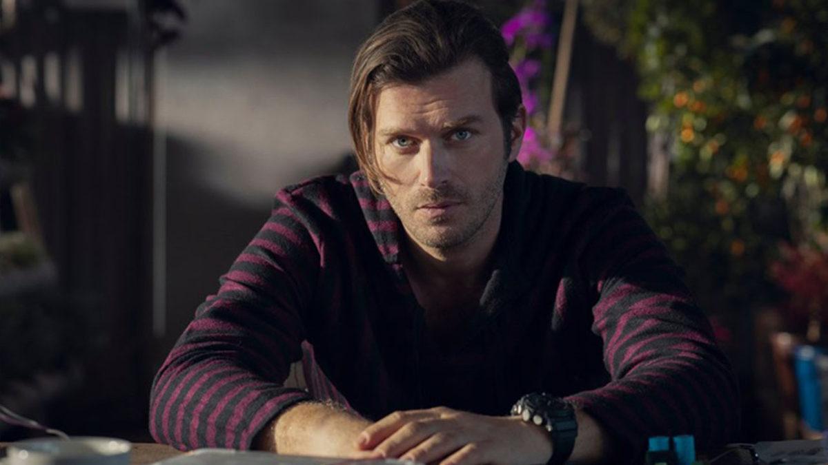 Netflix, Kıvanç Tatlıtuğ’lu 