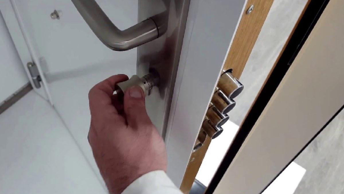 İspanya’da Boş Evlerin ’İşgalciler’ Tarafından ’Yasal Yollarla’ Ele Geçirildiği ve Ev Sahiplerini Çaresiz Bırakan Hareket: Okupa