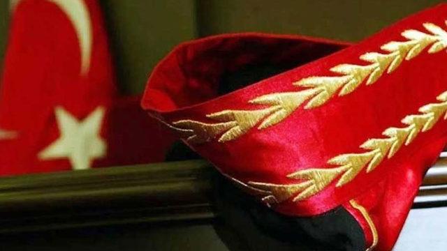 Instagram’dan Gelen ’Forex’ Mesajına İnanan Hâkim, 100 Bin TL Dolandırıldı