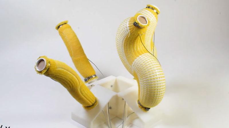 Tıpta ve Robotikte Devrim Yaratacak ’Akıllı Örgü’ Geliştirildi: Temasları ’Hissederek’ Tepki Veriyor [Video]