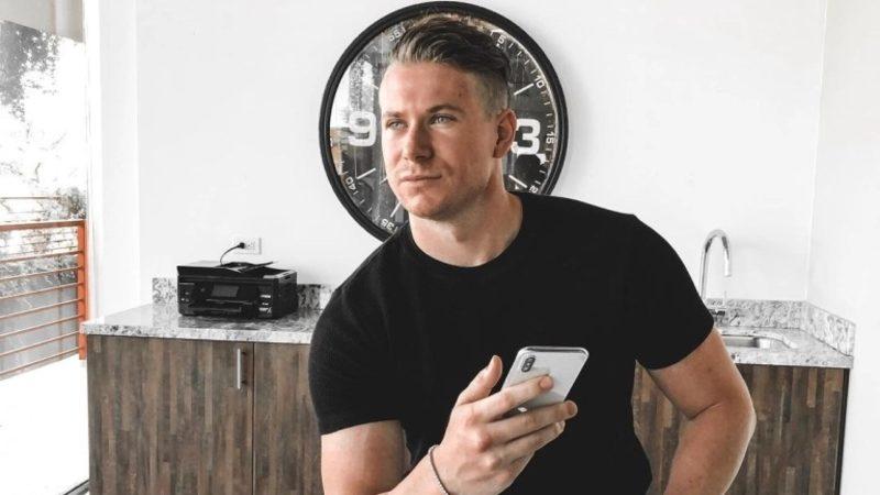 Bir Zamanlar Sokakta Yatan Instagram Fenomeni, Nasıl Bir Milyonere Dönüştüğünü Anlattı