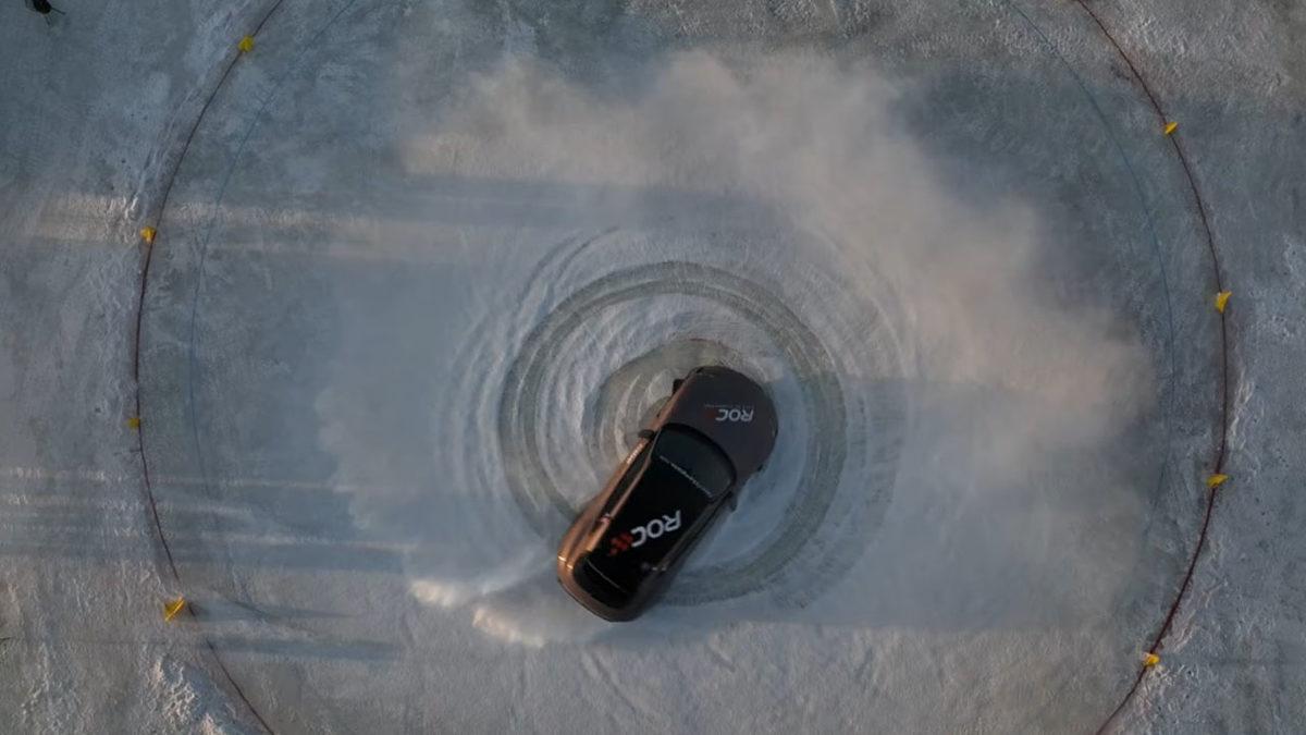 69 Kez Sıfır Çizen Porsche Taycan Cross Turismo’dan Başınızı Döndürecek Dünya Rekoru [Video]