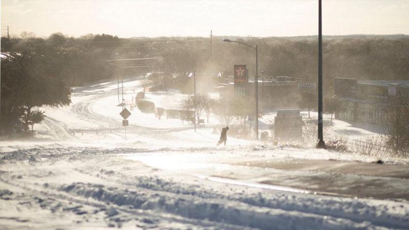 ABD, Teksas’ta Kıyamet Fragmanı: Fırtına Nedeniyle Milyonlarca İnsan Ölümle Burun Buruna