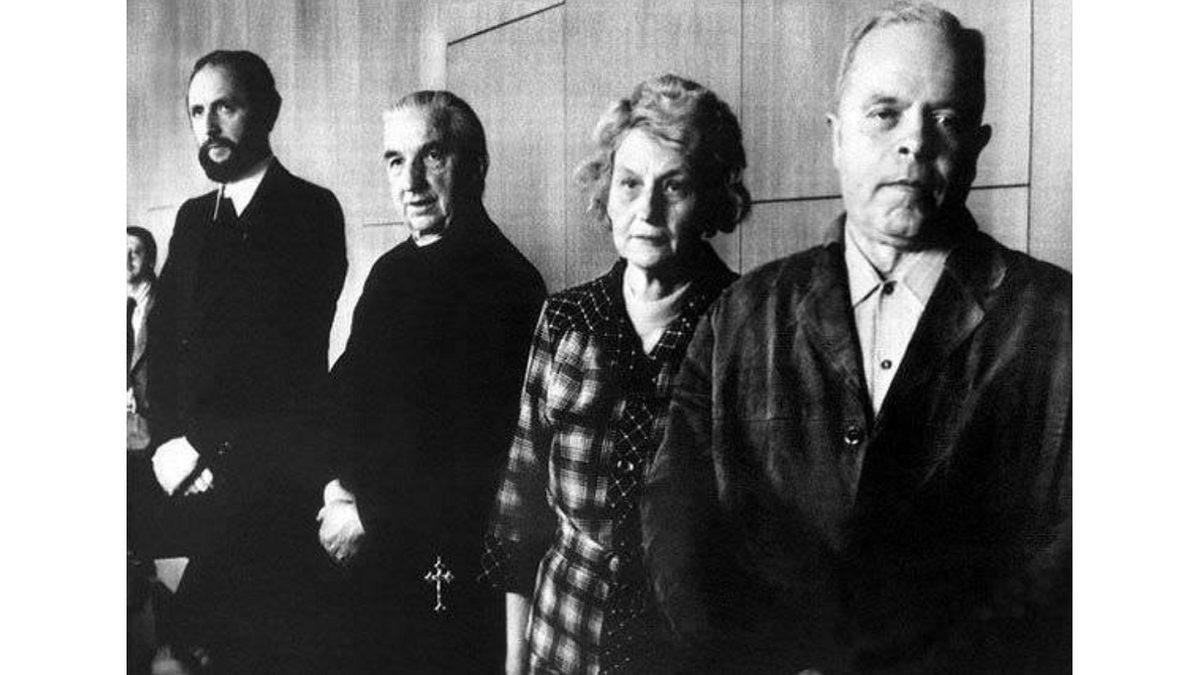 ’Şeytan Çarpması’ Filmine Konu Olan Anneliese Michel’in Bir Ayinde Vahşice Katledilmesinin Trajik Hikâyesi [18+]