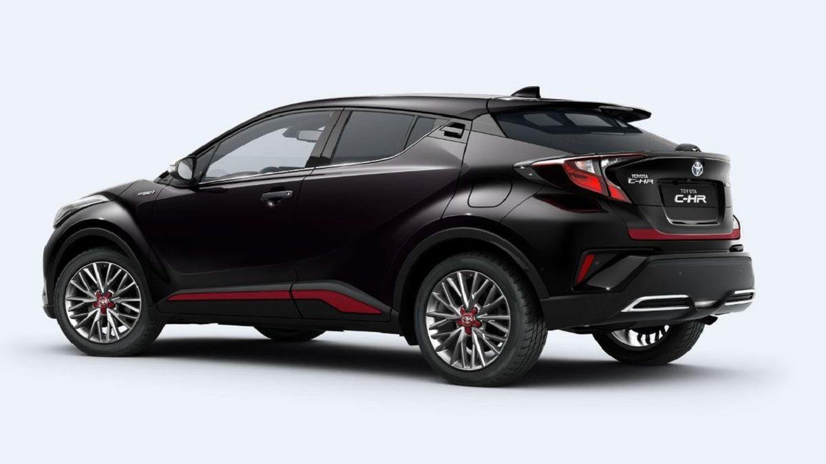 Hibrit Motoru ile Dikkat Çeken Toyota C-HR 2022 Tüm Özellikleri ve Fiyat Listesi