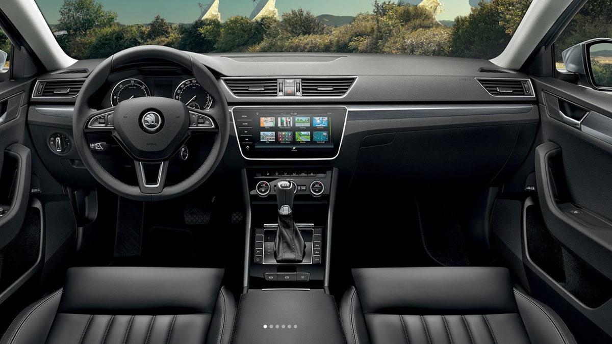 Sıra Dışı Hava Yastıkları ile Dikkat Çeken 2021 Model Skoda Superb’ün Özellikleri ve Fiyat Listesi