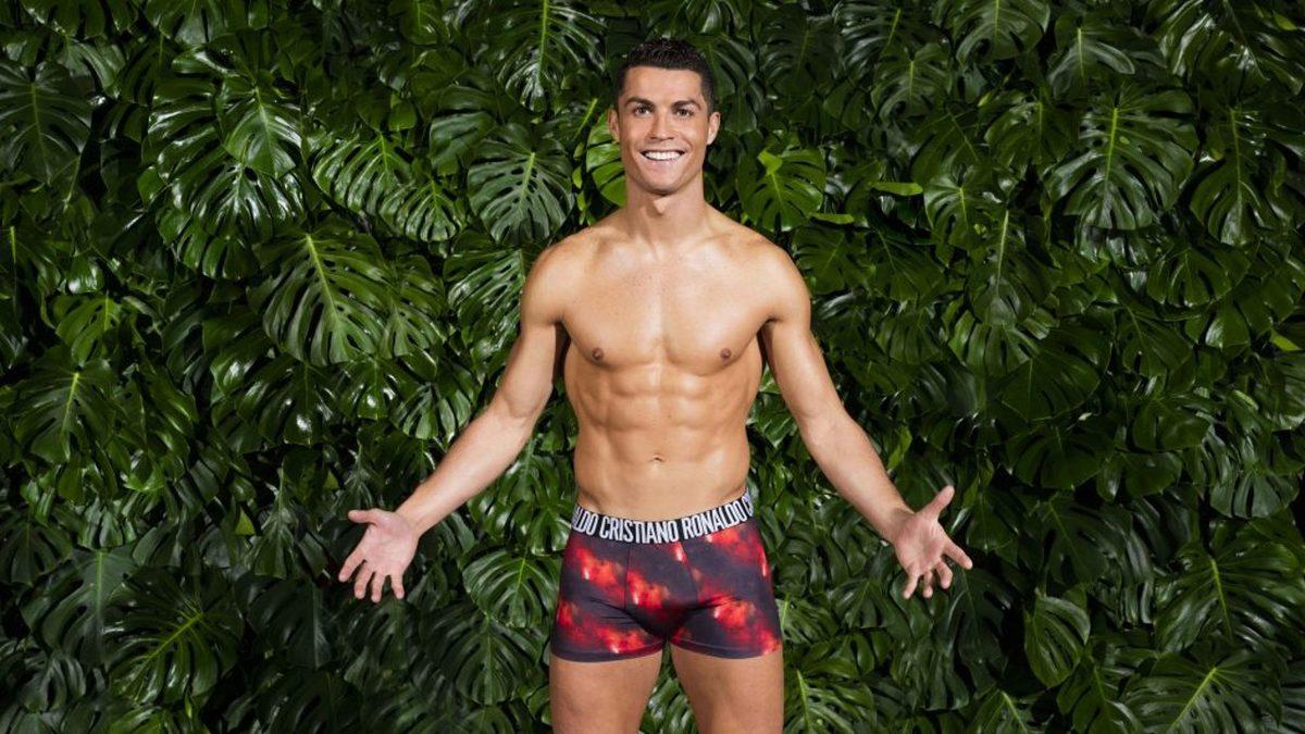 Artık Giymeyenin Dışlandığı İç Çamaşırı ’Boxer’ Şortların İsmi Nereden Geliyor?