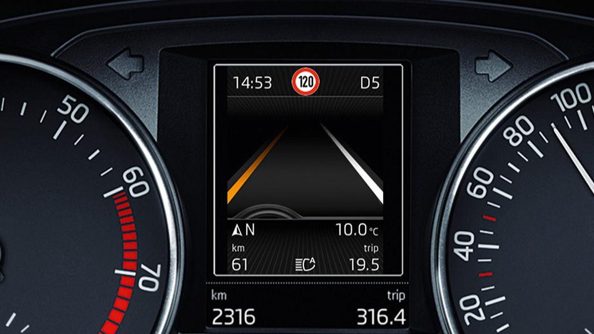 Sıra Dışı Hava Yastıkları ile Dikkat Çeken 2021 Model Skoda Superb’ün Özellikleri ve Fiyat Listesi