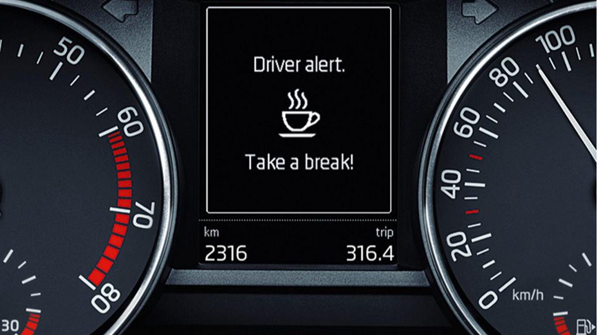 Sıra Dışı Hava Yastıkları ile Dikkat Çeken 2021 Model Skoda Superb’ün Özellikleri ve Fiyat Listesi