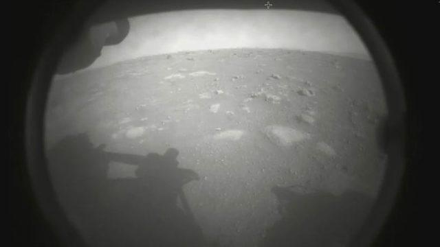 Mars’ta Yaşam İzlerini Arayacak Perseverance, Mars Yüzeyine İniş Yaptı: İlk Fotoğraflar Yayınlandı