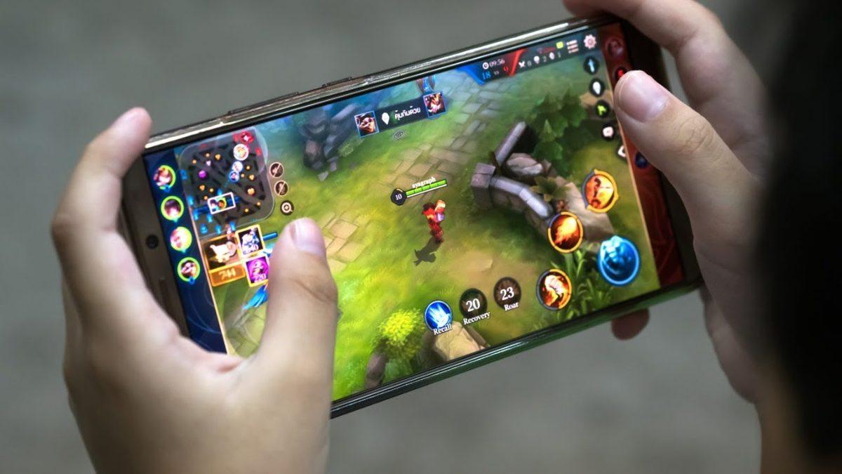 En Olmadık Yerlerde Başlayan Hıçkırık Nasıl Geçer? En Etkili Hıçkırık Geçirme Yöntemleri