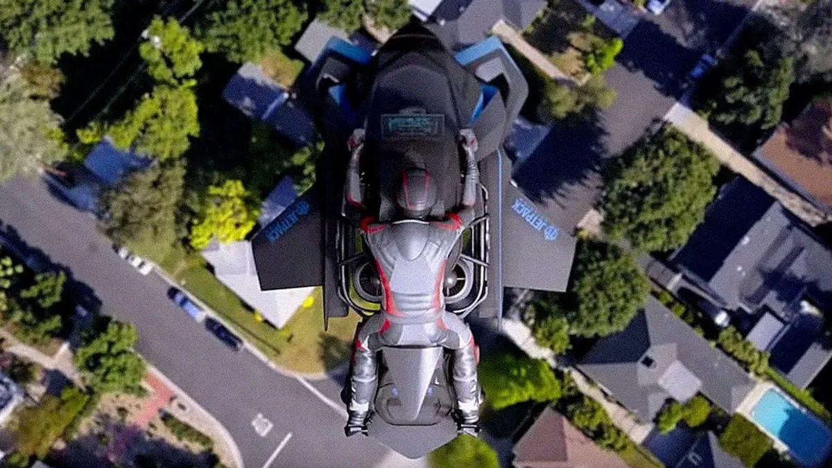 GTA Gerçek Oluyor: Bir Şirket, Uçan Motosiklet Geliştirdi (Şimdiden Onlarca Ön Sipariş Aldı)