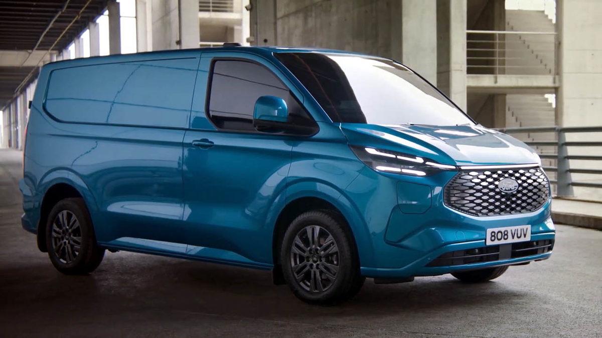 Türkiye’de Üretilecek 2024 Ford E-Transit Custom Tanıtıldı: İşte Özellikleri ve Hayran Kalacağınız Tasarımı