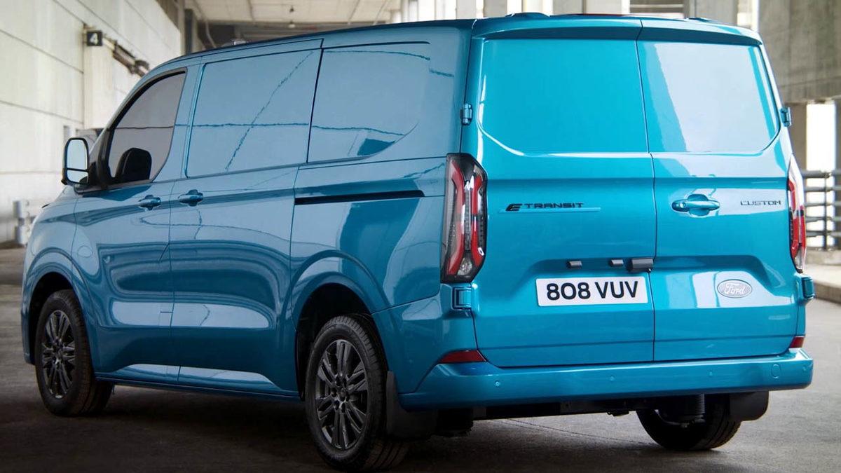 Türkiye’de Üretilecek 2024 Ford E-Transit Custom Tanıtıldı: İşte Özellikleri ve Hayran Kalacağınız Tasarımı