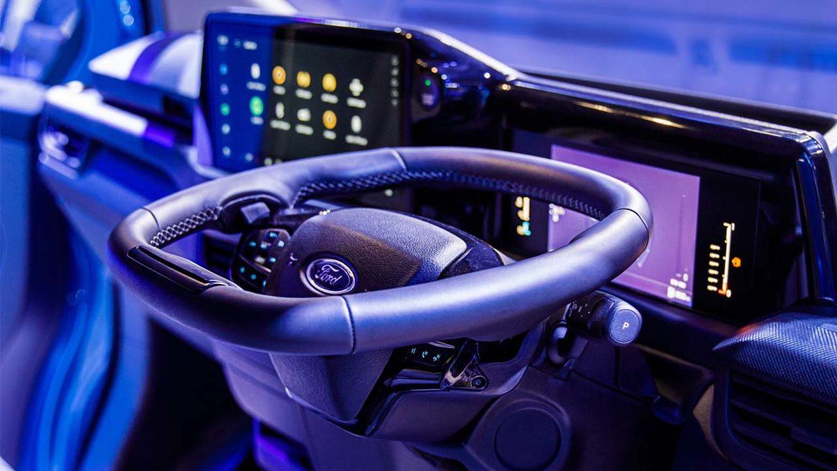 Türkiye’de Üretilecek 2024 Ford E-Transit Custom Tanıtıldı: İşte Özellikleri ve Hayran Kalacağınız Tasarımı