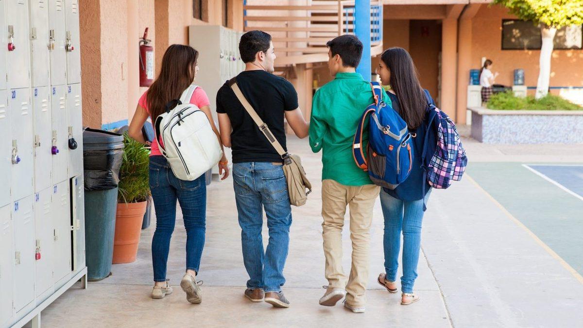 Herkesin Dilinde Olan Y ve Z Kuşakları Ne Anlama Geliyor, Aralarındaki Fark Nedir?